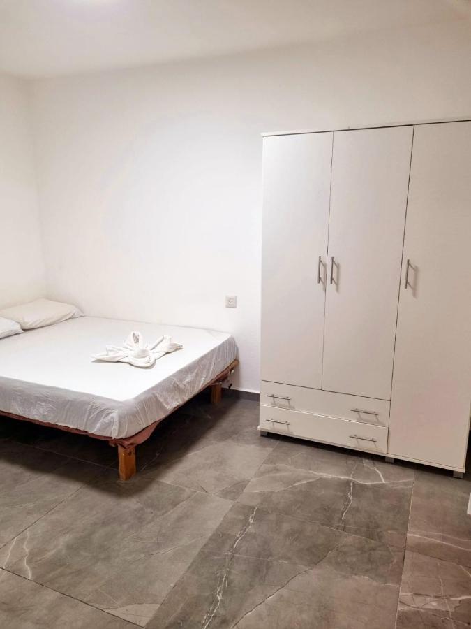Appartamento דירה בסטייל Eilat Esterno foto